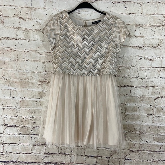 Sequin Hearts Other - Sequin hearts girls short sleeve formal dress 14